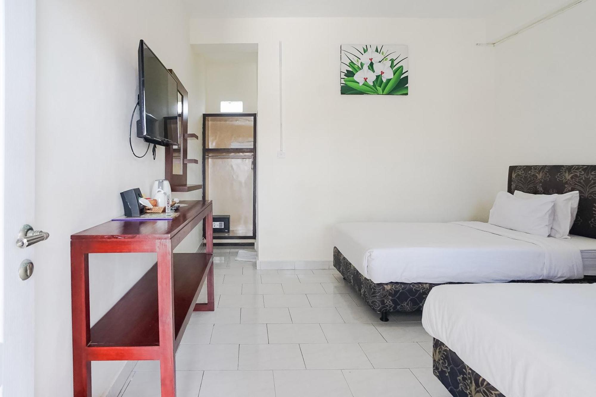 City Garden Bali Dwipa Hotel, Kuta Kuta Lombok Esterno foto