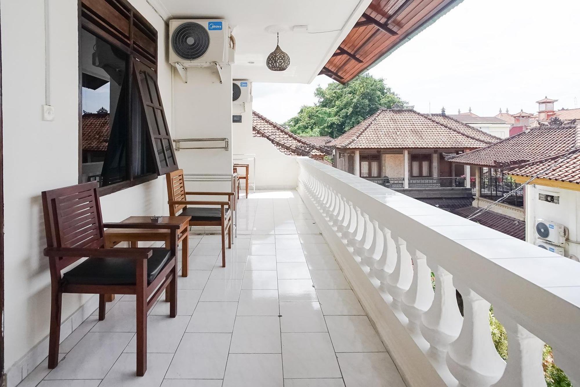 City Garden Bali Dwipa Hotel, Kuta Kuta Lombok Esterno foto